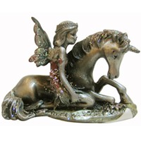 Petite F�e avec Licorne en m�tal F�es en M�tal