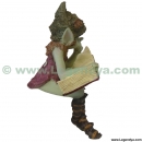 Grand Pixie avec Livre Bord d'Etag&egrave;re