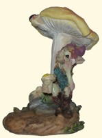 Pixie sous champignon