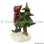 Pixie devant Sapin