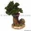 Pixie sous arbre avec herisson