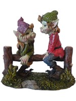 Couple de Pixies sur barri�re Pixies et Famille